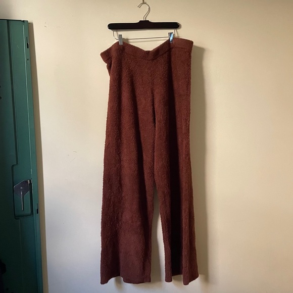 Reformation Isle Two Piece Set in Cinnamon - 3XL - Picture 6 of 7